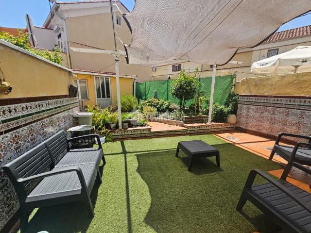 Casa pareada en venta en Madrid, San Isidro. Casa en venta en Madrid. Casas pareadas.