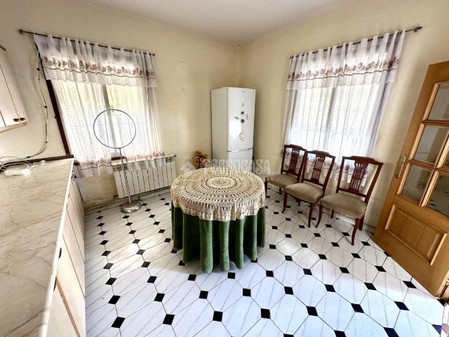 Casa pareada en venta en Marchamalo. Casa en venta en Marchamalo. Casas pareadas.