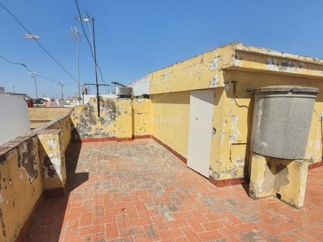 Casa pareada en venta en Marchena. Casa en Calle Pernia. Casas pareadas.