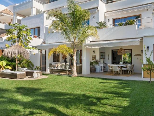 Casa pareada en venta en Marbella, Los Naranjos. Casas pareadas.