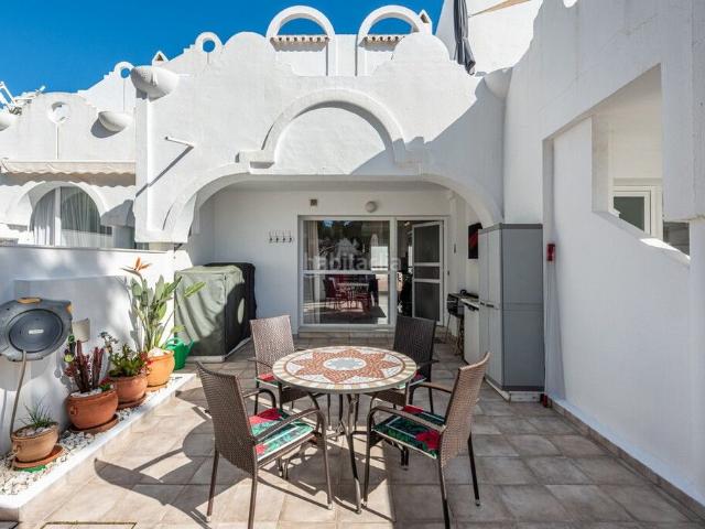 Casa pareada en venta en Marbella, Reserva de Marbella. Casas pareadas.