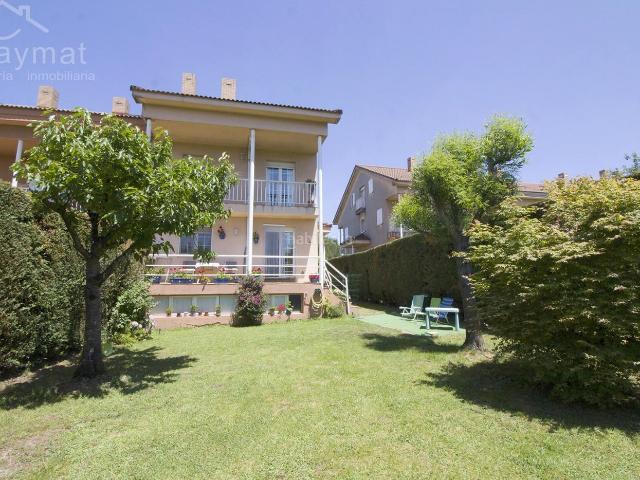 Casa pareada en venta en Marina de Cudeyo. en Pedreña. Casas pareadas Marina de.