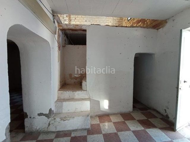 Casa pareada en venta en Marinaleda. Solvia Inmobiliaria Chalet adosado Marinaleda. Casas pareadas.