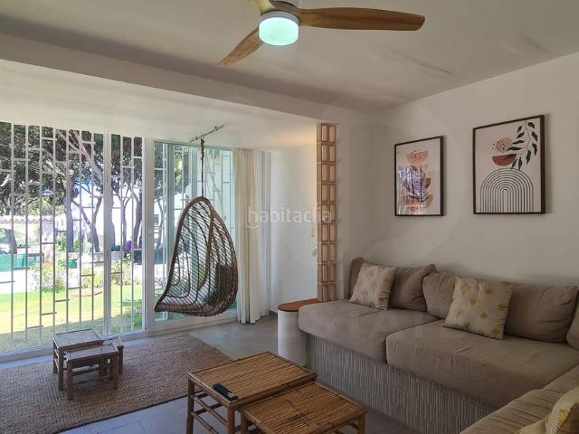 Casa pareada en venta en Mijas, Calahonda. Casas pareadas.