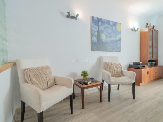 Casa pareada en venta en Mijas, Los Ríos. Gran casa unifamiliar de cuatro dormitorios junto al Centro Médico CARE. Casas pareadas.
