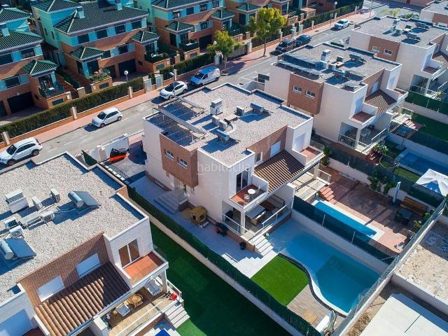 Casa pareada en venta en Mutxamel, Almajada Ravel. Casas pareadas.