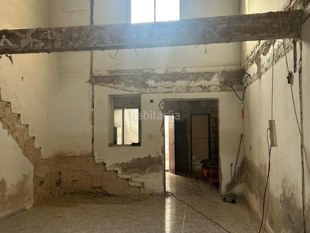 Casa pareada en venta en Murcia, Churra. OPORTUNIDAD DE INVERSIÓN EN CHURRA DONDE OTROS VEN UNA REFORMA, TÚ PUEDES VER RENTABILIDAD. Casas pareadas.