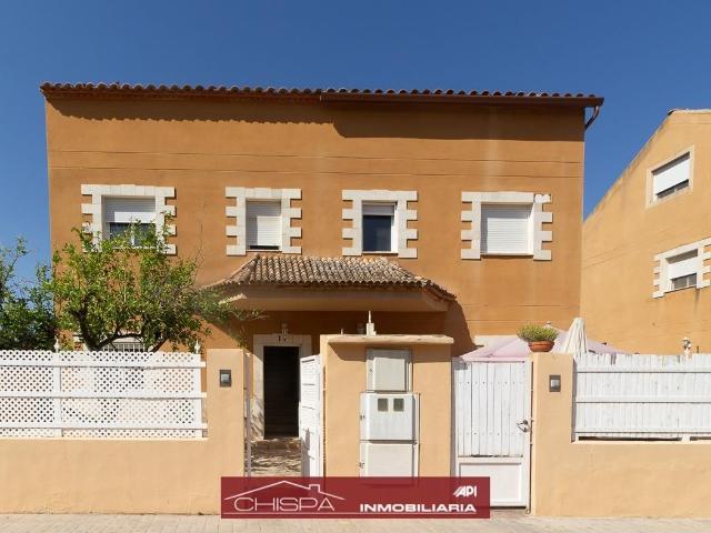 Casa pareada en venta en Náquera, Corral Nou Montros Estepar. Pareado en complejo residencial cerrado con piscina comunitaria. Casas pareadas.