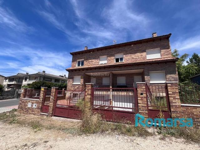 Casa pareada en venta en Sotillo de la Adrada. Casas pareadas Sotillo de la.