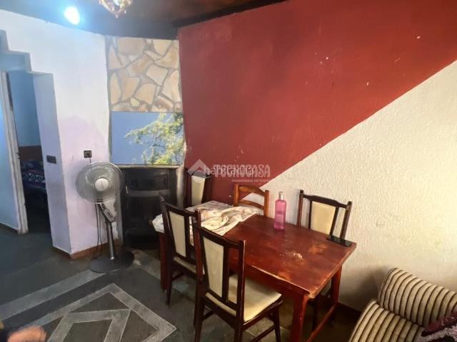 Casa pareada en venta en Sayalonga. Casa en venta en Sayalonga. Casas pareadas.