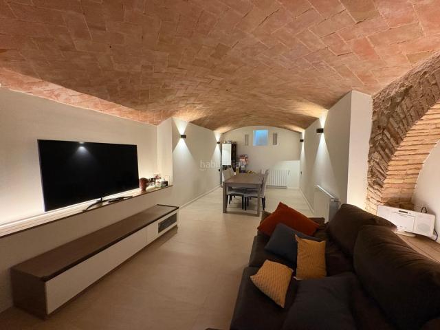 Casa pareada en venta en Sabadell, Creu Alta. Creu Alta. Casa inglesa de diseño junto El Corte Inglés. Casas pareadas.