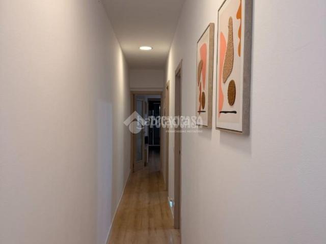 Casa pareada en venta en Sabadell, Eixample. Casa en venta en Sabadell. Casas pareadas.