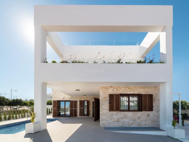 Casa pareada en venta en San Juan de los Terreros. Casas pareadas San Juan de los.