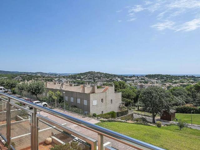Casa pareada en venta en Sant Feliu de Guíxols, de 139 m² 3 habitaciones por 625.000