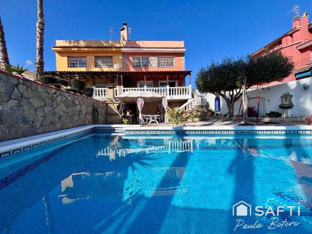 Casa pareada en venta en Sant Pere de Ribes, Mas d´En Serra Els Cards. Casas pareadas Sant Pere de.