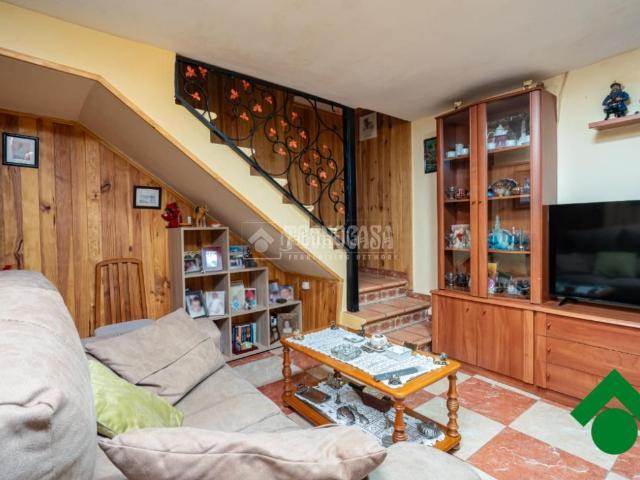 Casa pareada en venta en Santa Fe. Casa en venta en Santa fe. Casas pareadas Santa.