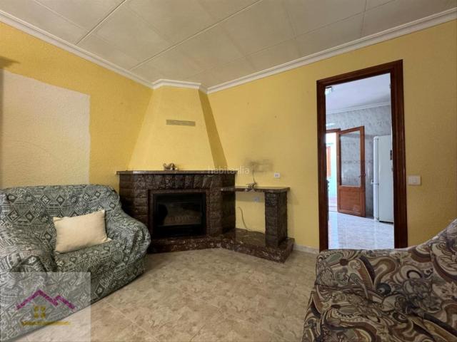 Casa pareada en venta en Santa Magdalena de Pulpis. CASA CON GARAJE AMPLIO. Casas pareadas Santa Magdalena de.