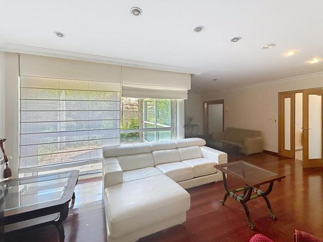 Casa pareada en venta en Santiago de Compostela, Parroquias de Santiago. Casas pareadas Santiago de.