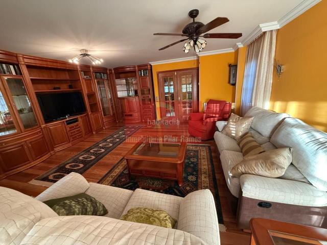 Casa pareada en venta en Sariegos. Casas pareadas.
