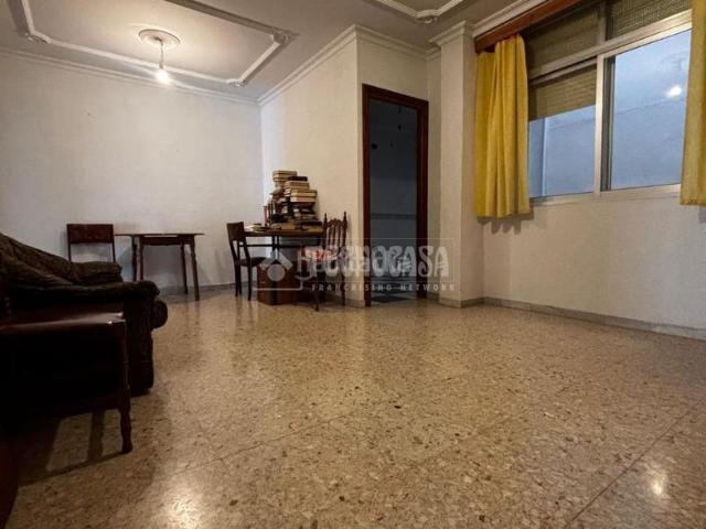 Casa pareada en venta en Sevilla, Torreblanca. Casa en venta en Sevilla. Casas pareadas.