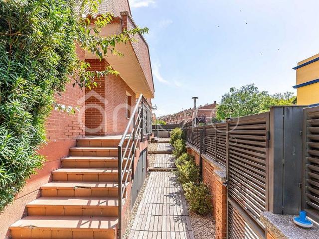 Casa pareada en venta en Selva del Camp, La, de 219 m² 5 habitaciones por 390.000