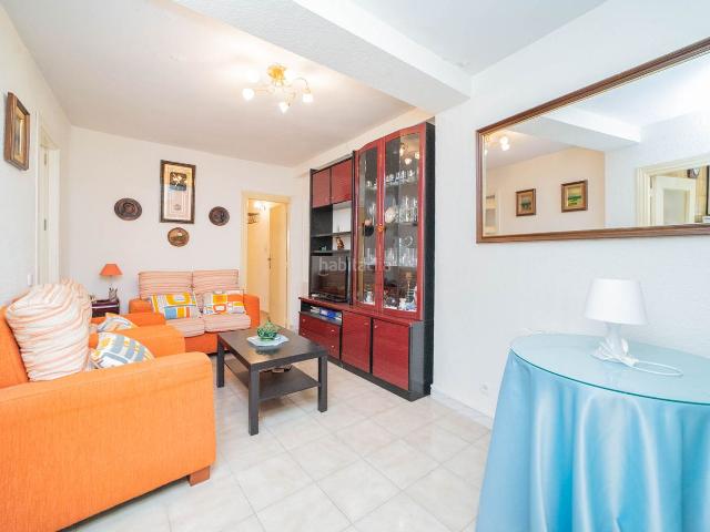 Casa pareada en venta en Pozuelo de Alarcón, Norte. Chalet pareado en venta en Calle Santiago Maganto. Casas pareadas Pozuelo de.