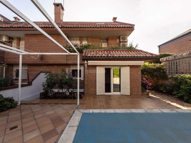 Casa pareada en venta en Pozuelo de Alarcón, Avenida Europa. Chalet Pozuelo de Alarcón. Casas pareadas Pozuelo de.