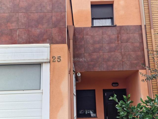 Casa pareada en venta en Palau solità i Plegamans. Solvia Inmobiliaria Chalet adosado Palausolità i Plegamans. Casas pareadas Palau solità i.