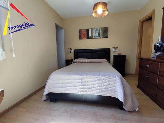 Casa pareada en venta en Palazuelos de Eresma. CHALET EN EL CARRASCALEJO. Casas pareadas Palazuelos de.