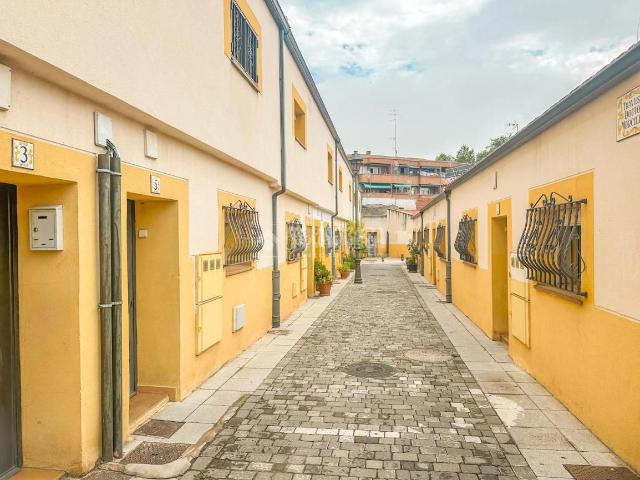 Casa pareada en venta en Parla, Pintores Ferial. Casa en venta en Parla. Casas pareadas.