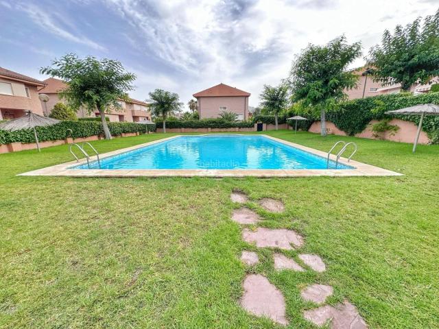 Casa pareada en venta en Petrer. PAREADO EN PETRER, ZONA SALINETAS. Casas pareadas.