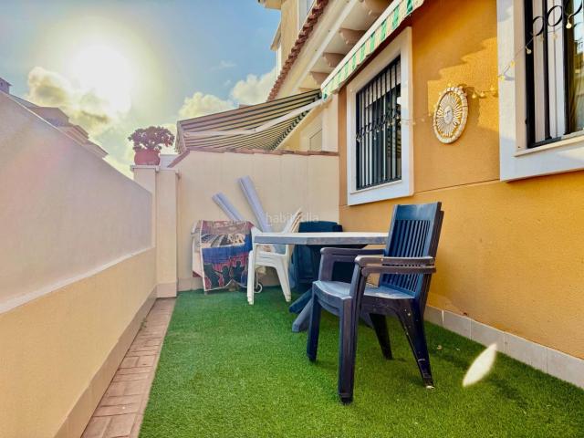 Casa pareada en venta en Pilar de la Horadada, Torre de la Horadada. Casas pareadas Pilar de la.
