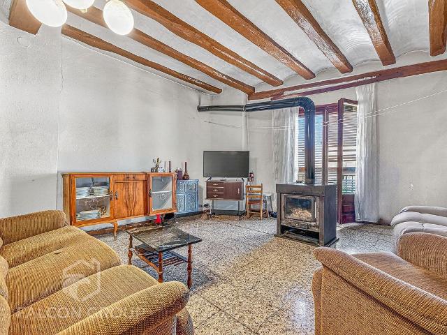Casa pareada en venta en plaza Del Comerç, Gandesa, de 514 m² 5 habitaciones por 135.000