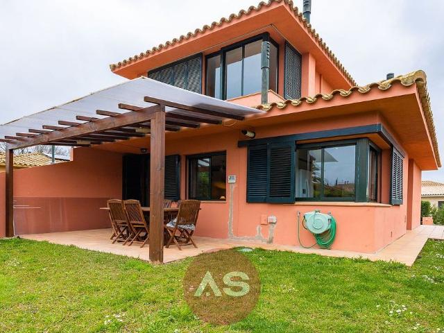 Casa pareada en venta en plaza Tillers, Navata, de 89 m² 3 habitaciones por 445.000
