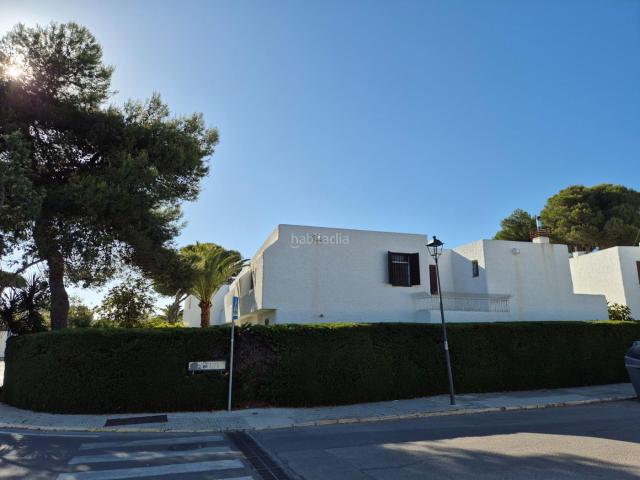 Casa pareada en venta en Puerto de Santa María El, Las Redes. Unifamiliar esquina en Urb. Las REDES, Puerto de Santa María. Casas pareadas Puerto de Santa María.