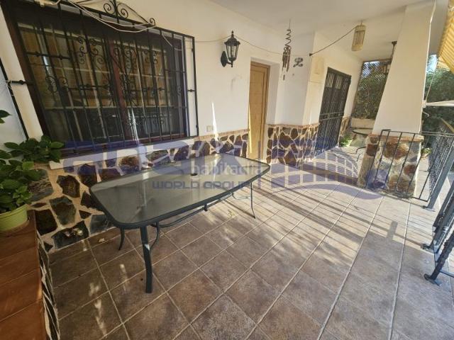 Casa pareada en venta en Puertollano, Las Mercedes El Carmen. Pareado en Venta en, Ciudad Real. Casas pareadas.