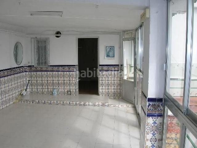 Casa pareada en venta en Tomelloso. CASA UNIFAMILIAR DE 328 M2 EN TOMELLOSO. Casas pareadas.