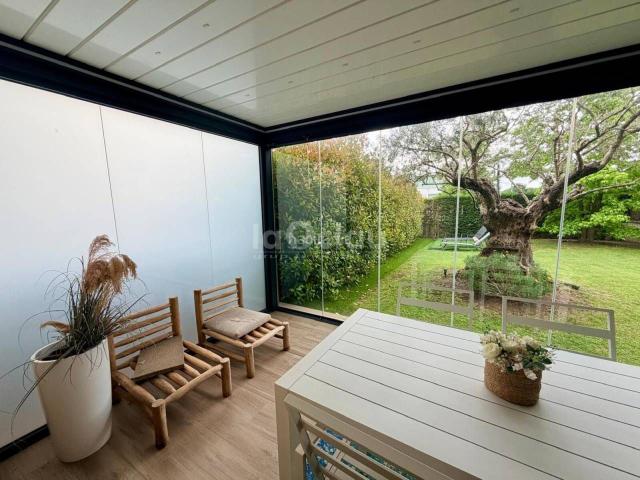 Casa pareada en venta en Tona. CASA A TRES VIENTOS EN ZONA RESIDENCIAL. Casas pareadas.