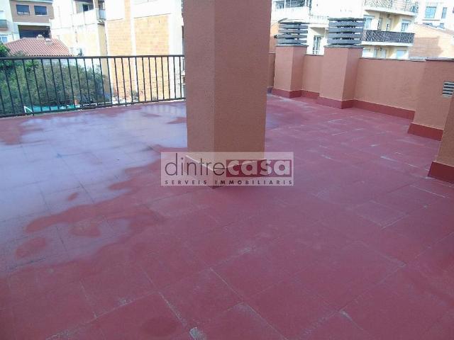 Casa pareada en venta en Tordera, de 290 m² 4 habitaciones por 349.000