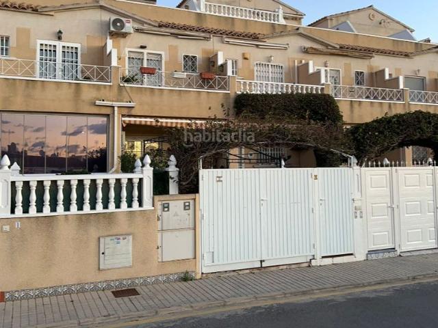 Casa pareada en venta en Torrevieja, Zona Carrefour Urbanizaciones. Casas pareadas.