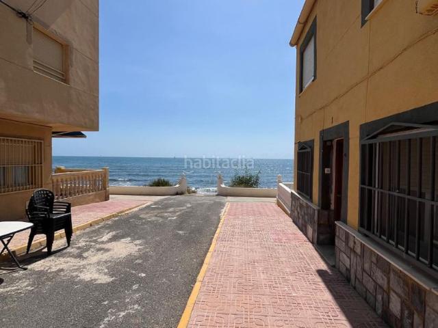 Casa pareada en venta en Torrevieja, La Veleta. ¡Tu paraíso frente al mar en La Veleta Lo Ferris, Torrevieja!. Casas pareadas.