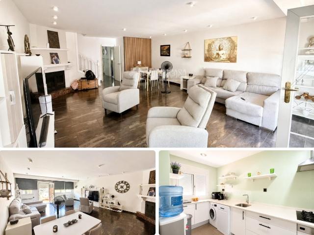 Casa pareada en venta en Tarragona, Torreforta Costa Dorada. Casa en venta en Tarragona. Casas pareadas.
