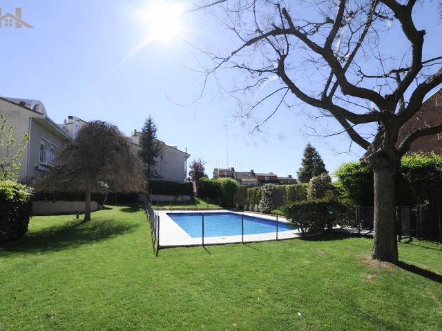Casa pareada en venta en Tres Cantos, Soto de Viñuelas. Chalet en Soto de Viñuelas. Casas pareadas Tres.