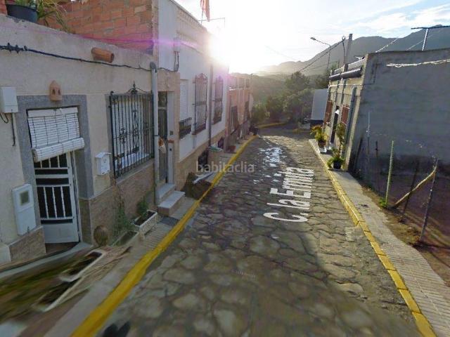 Casa pareada en venta en Turre. SE VENDE inmueble ALQUILADO en Turre. Casas pareadas.