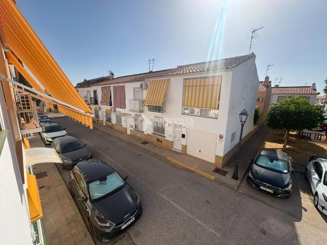 Casa pareada en venta en Umbrete. Casa en venta en Umbrete. Casas pareadas.
