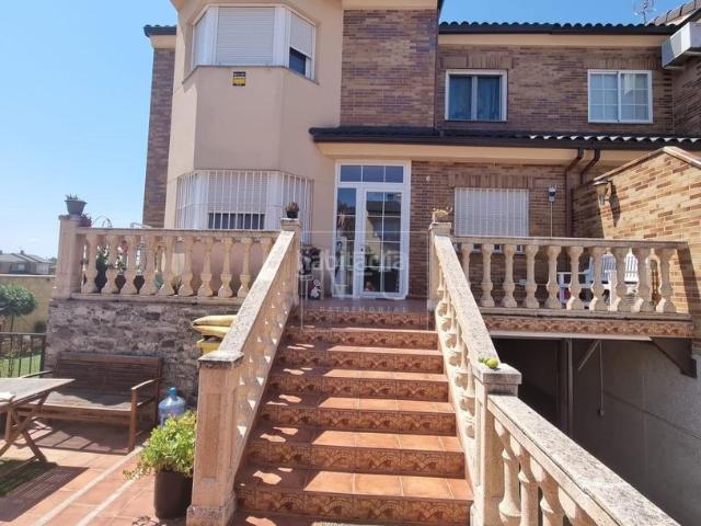 Casa pareada en venta en Ugena. CHALET PAREADO EN UGENA. Casas pareadas.
