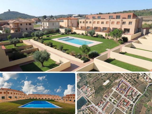 Casa pareada en venta en Ulldecona. Casas apareadas en zona alta de Ulldecona. Casas pareadas.