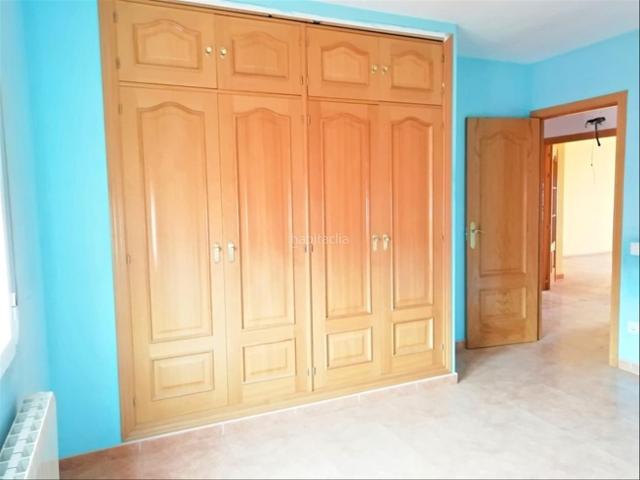 Casa pareada en venta en Urda. Solvia Inmobiliaria Chalet adosado Urda. Casas pareadas.