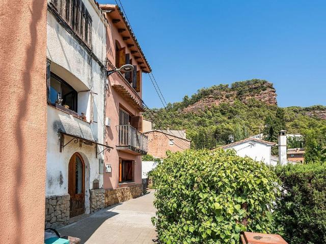 Casa pareada en venta en Vacarisses, de 170 m² 4 habitaciones por 380.000