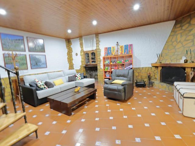 Casa pareada en venta en Vega de Espinareda. Casas pareadas Vega de.